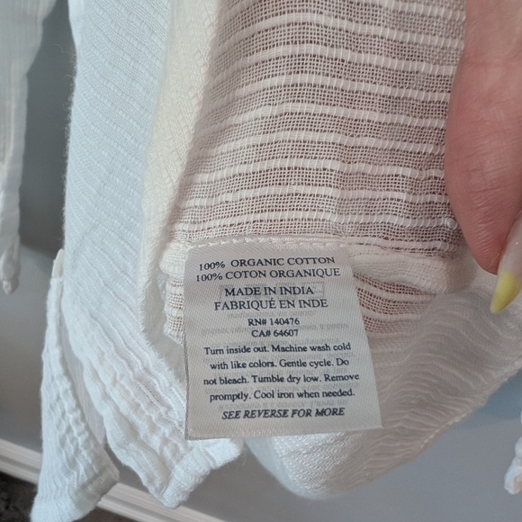 Faherty White Women's Button Down Blouse Sz. Xs - Picture 8 of 11